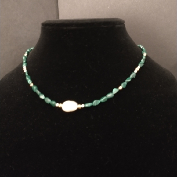 Necklace - Picture 2 of 11